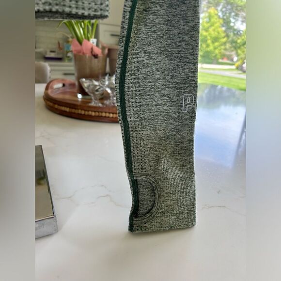 Pink Activewear 3 Tops Seamless Collection size Medium EUC - Picture 12 of 16